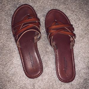 American eagle sandals